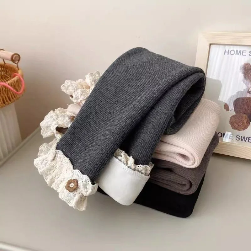Winter Clothing For Toddlers - 子供服女の子女の子フリース裏地レギンス冬暖かいフリルトリム伸縮性幼児甘い韓国スタイルパンツ