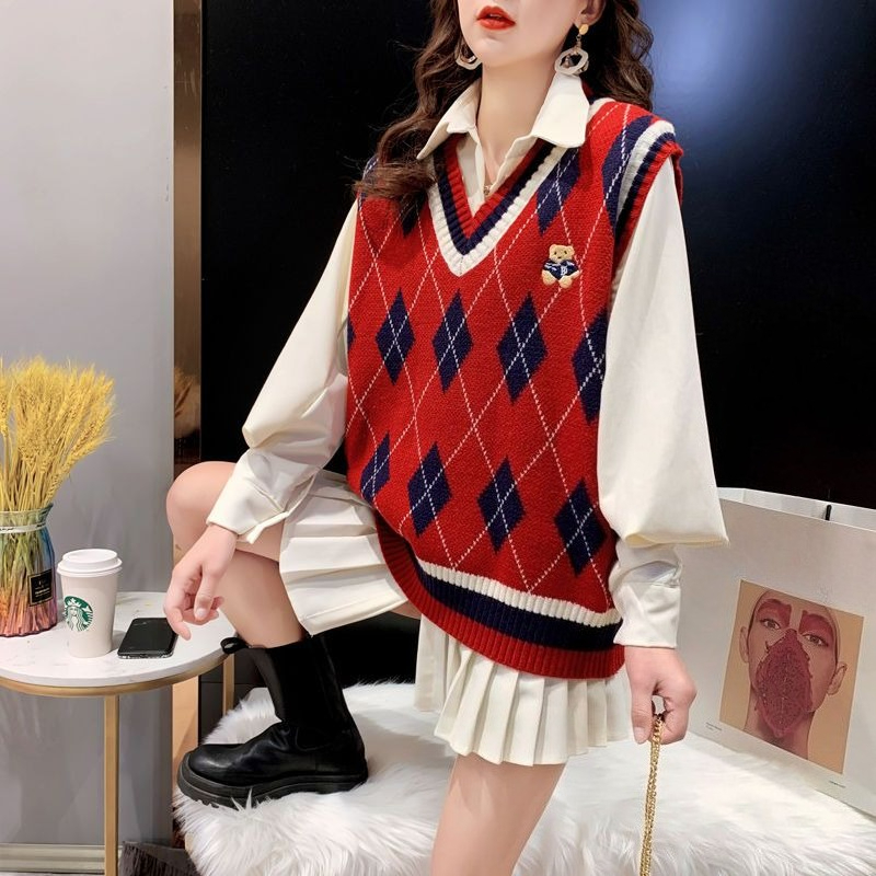 Winter Clothing Offer - レッドニットベスト レディース ノースリーブ チョッキ 冬 2025