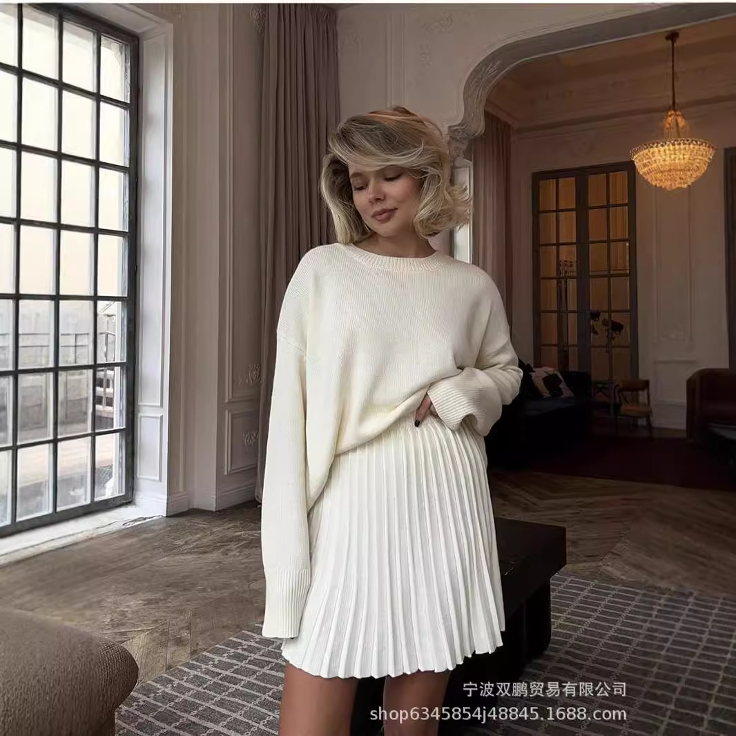 Winter Clothing Line - 秋のソリッドカラー O ネックセータードレスセット婦人服 2024 新しい長袖 Fishion