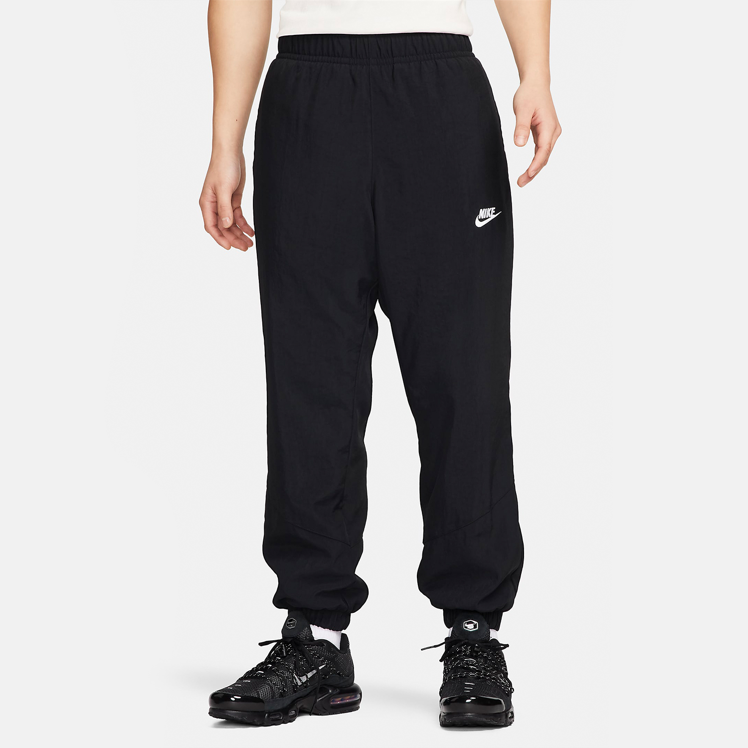 Winter Clothing Nike - ナイキ公式正規品 2023冬新作 メンズ フリース裏地テーパードウーブン スポーツパンツ FB8617