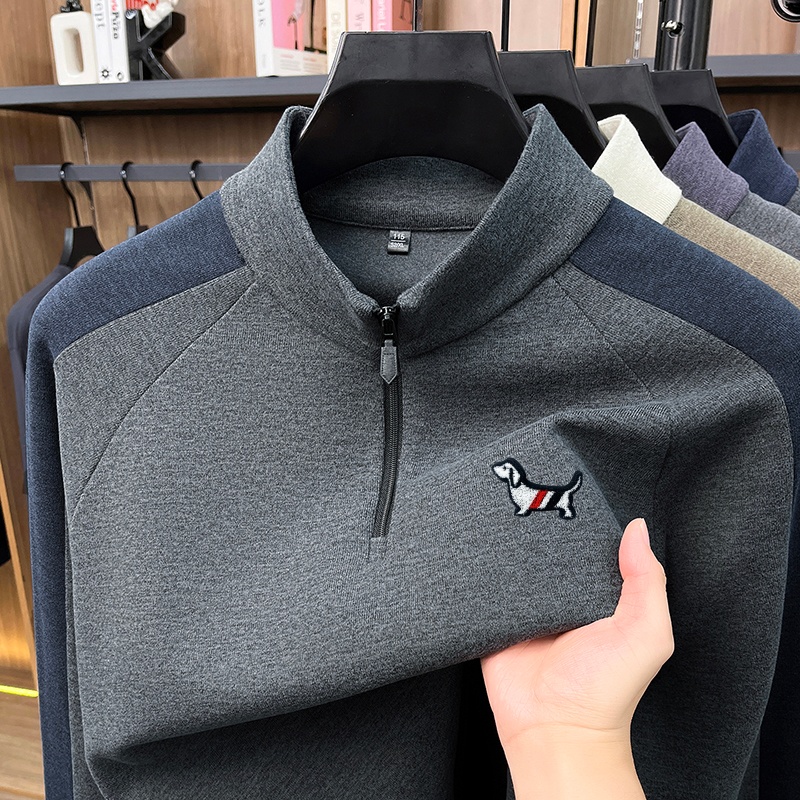 メンズモックネッククォータージッププリントTシャツ 秋冬カラ - Winter Clothing For Men のレビューと価格