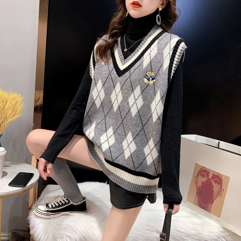 レッドニットベスト レディース ノースリーブ チョッキ 冬  - Winter Clothing Offer のレビューと価格