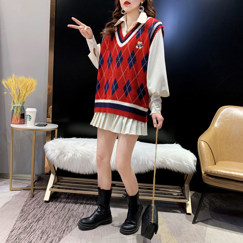 レッドニットベスト レディース ノースリーブ チョッキ 冬  - Winter Clothing Offer のレビューと価格