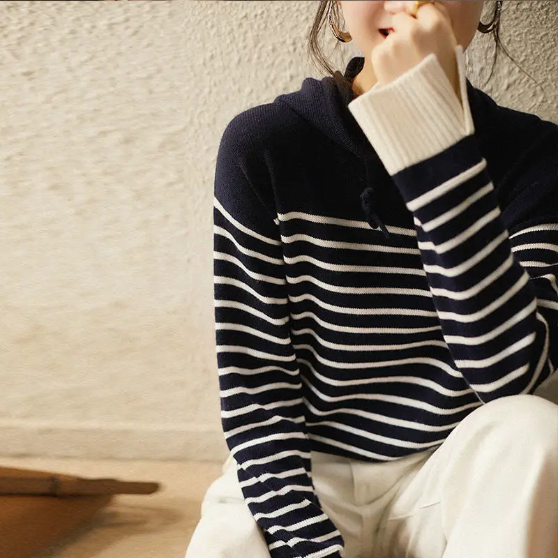 長袖ゆったりとしたパーカースウェットシャツ女性のための秋と冬 - Winter Clothing Essentials For Women のレビューと価格