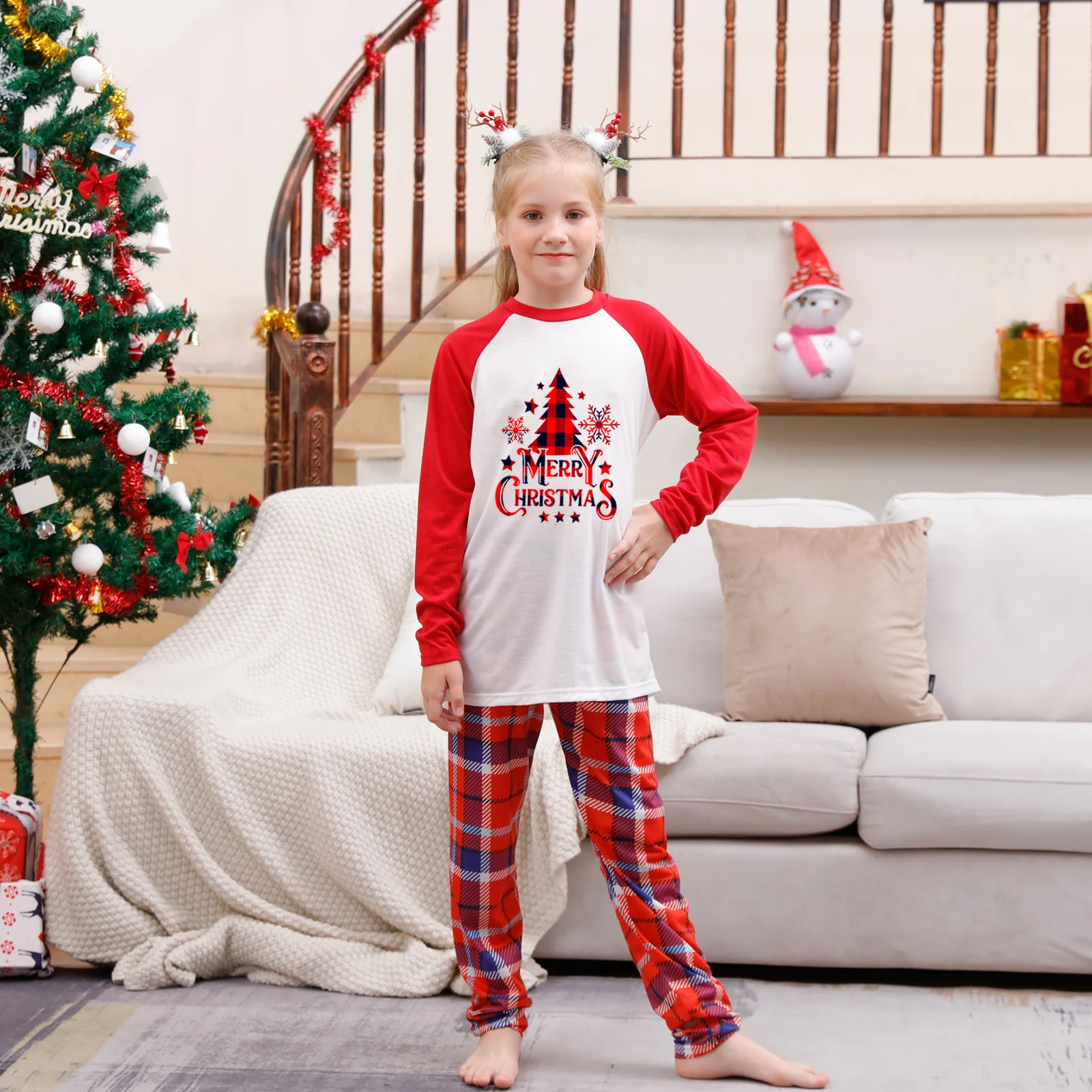 新年服クリスマスツリープリントクリスマスマッチングパジャマ女 - Winter Clothing Looks のレビューと価格